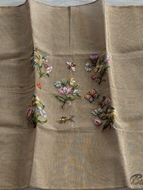Bucilla Vintage Floral Butterfly Needlepoint Canvas 100% Wool 22x21
